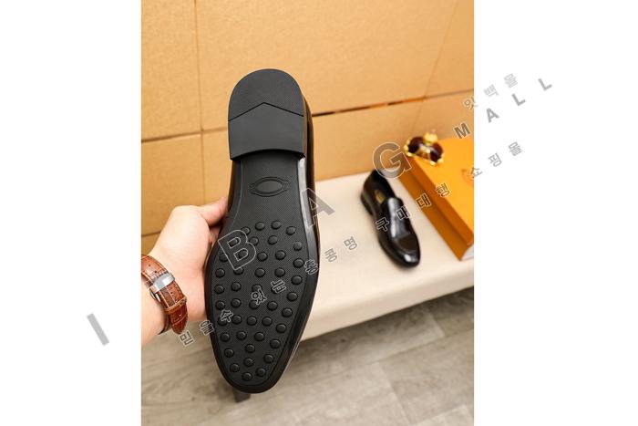 ����  ���� ����  MYB6951