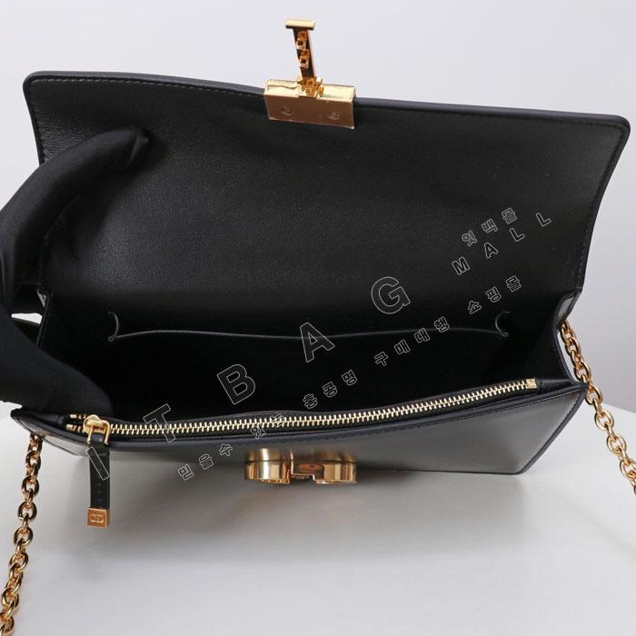��� 30 Montaigne ž �ڵ��  DR09458   25/�Ż�