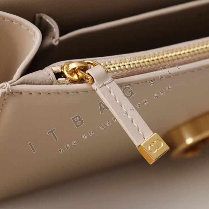 ��� 30 Montaigne ž �ڵ��  DR09458-1   25/�Ż�