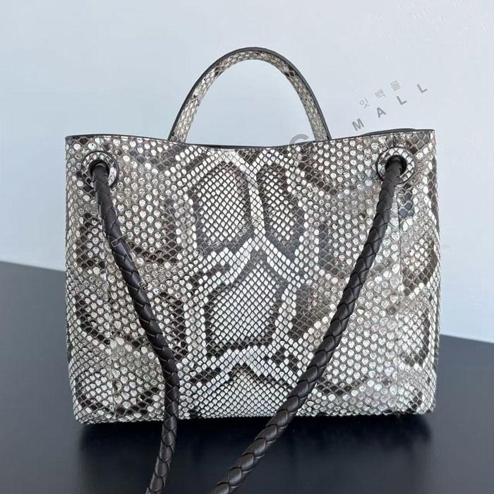 ���װ� ����Ÿ �ȵ�Ƹ� �̵�� ž �ڵ�� SF743572-17    24/�Ż�  �찡��