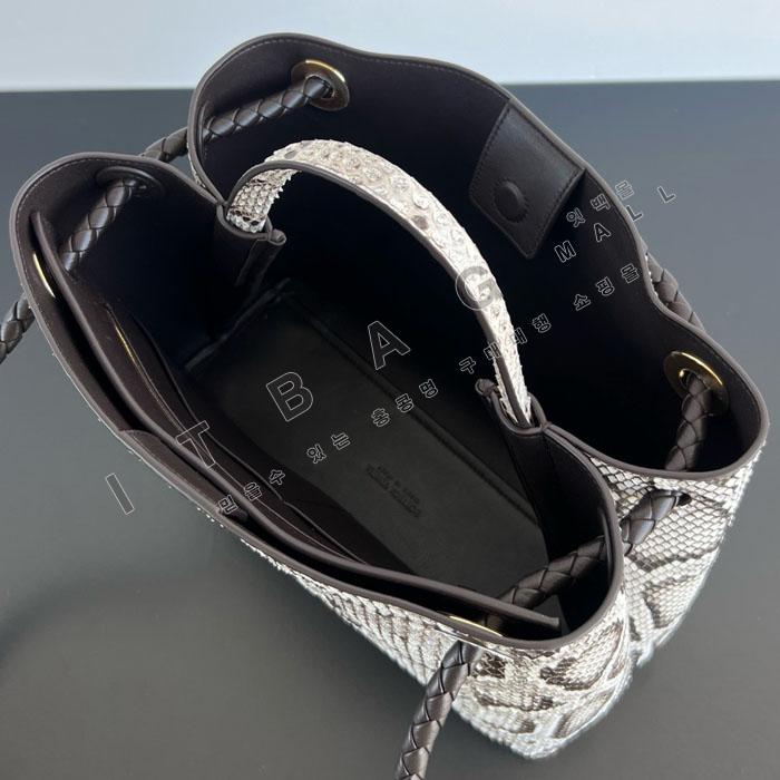 ���װ� ����Ÿ �ȵ�Ƹ� �̵�� ž �ڵ�� SF743572-17    24/�Ż�  �찡��