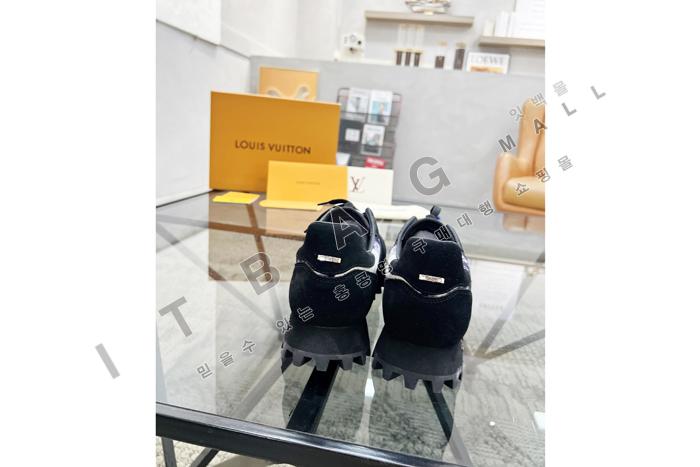 ���̺���  ���� ����Ŀ��  SP6404