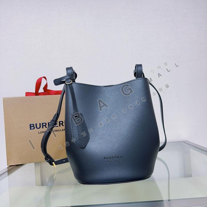 ������ ���̸��� ���� �� ũ�ν��ٵ� ��Ŷ��  BU70049