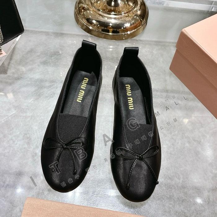 �̿�̿� ���� ���� ���� �߷�����/������  YIBU3042   25/�Ż�  2��������