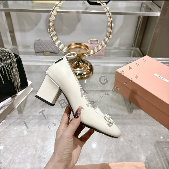 �̿�̿� ���� ���� ���� �߷�����/������  YIBU3042-2   25/�Ż�  2��������