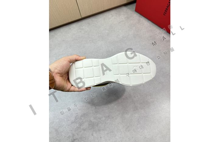 �䷹����  ��ġ�� ���ʸ�Ʈ �ο�ž ���� ����Ŀ�� YF9313-1 ��