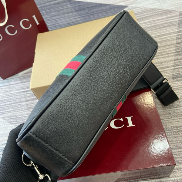 ���� ���ǵ��  �̵�� ũ�ν���  834468-1   25/�Ż�
