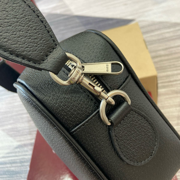 ���� ���ǵ��  �̵�� ũ�ν���  834468-1   25/�Ż�