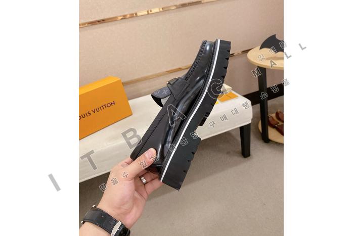 ���̺���  ���� ���� MYB9518