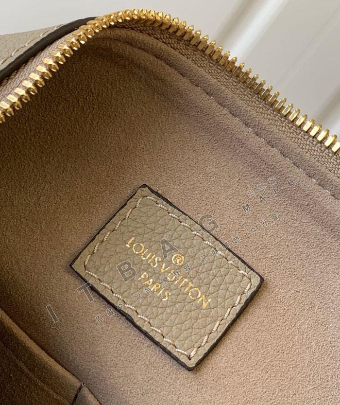 ���̺��� ���̴� ȣ����  M45522-1    25/�Ż�  ����ǰX