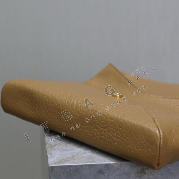 �Ի��ζ� CASSANDRE ���� envelope �Ŀ�ġ  769307-1  24/�Ż� 