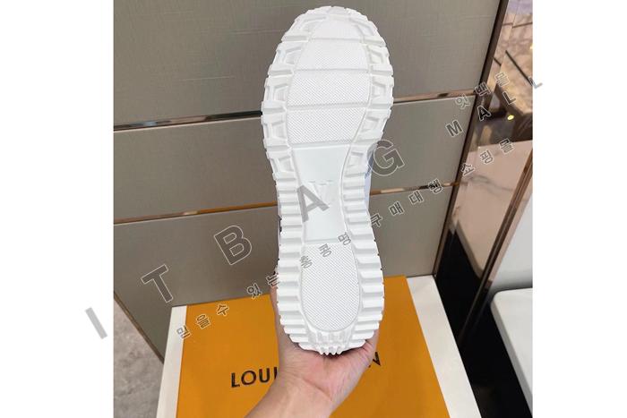 ���̺��� MYB6464