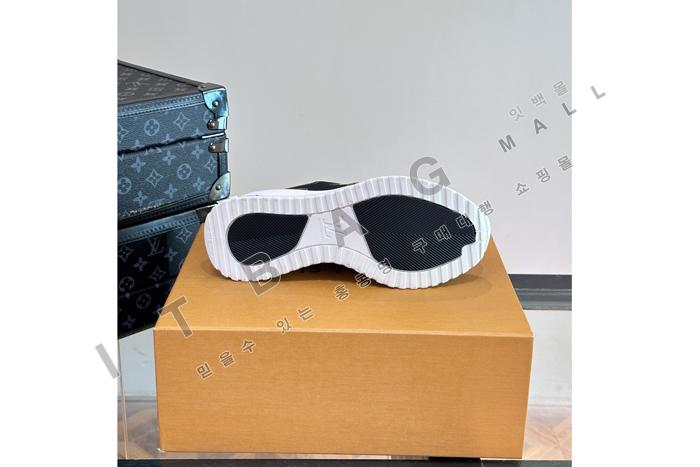 ���̺���  ���� ����Ŀ��  MYB6468