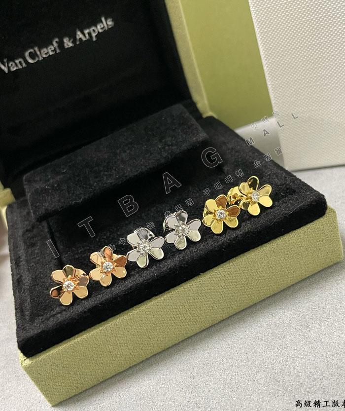 �� Ŭ���� ���� �Ͱ���  YL6644   25/�Ż�   3�÷�