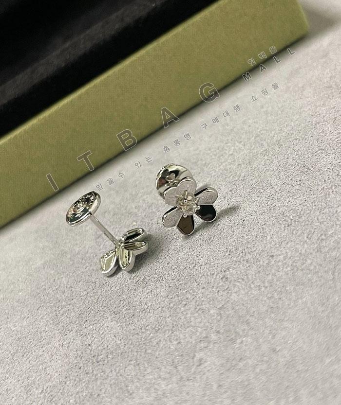 �� Ŭ���� ���� �Ͱ���  YL6644   25/�Ż�   3�÷�