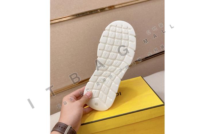 �ҵ�  ���� ����Ŀ��  MYB6406-1