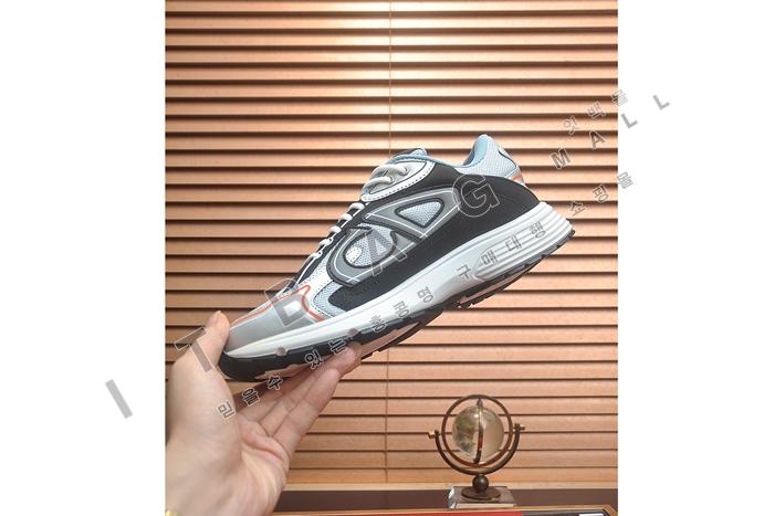 ���  Leader ���� ����Ŀ��  MYB6413-8