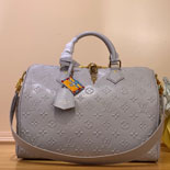 ���̺��� ���ǵ� ����Ʈ 30   M25670   24/�Ż�