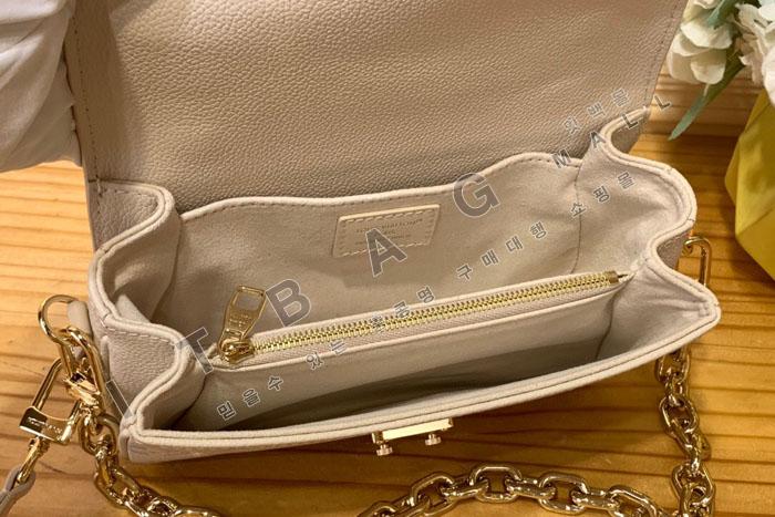 ���̺��� ����Ʈ ��Ƽ�� �̽�Ʈ ����Ʈ �����   M25682   25/�Ż�