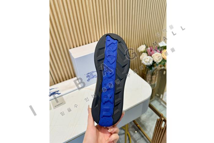 ������   ����  ����Ŀ��  MYB6606-1