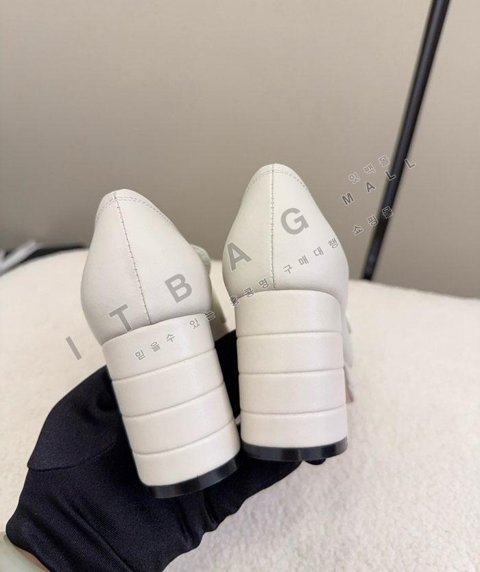���� �� ����   YIBU3053   25/�Ż�  