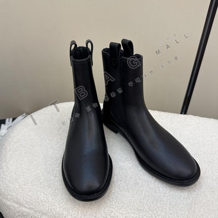 ���� ���� ����   YIBU3057    