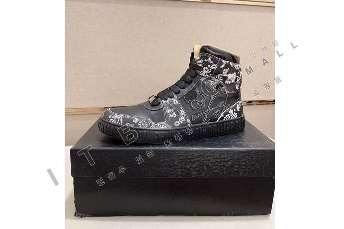 �ʸ��÷��� ����ž ����Ŀ��  MYB3041-2