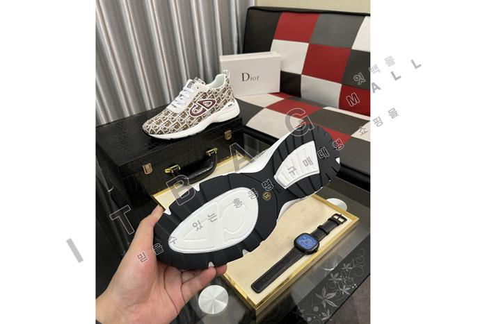 ���  ���� ����Ŀ�� MYB3042