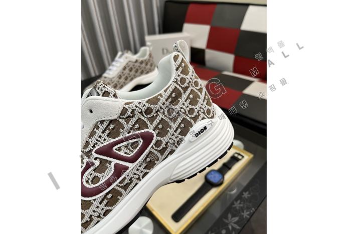 ���  ���� ����Ŀ�� MYB3042