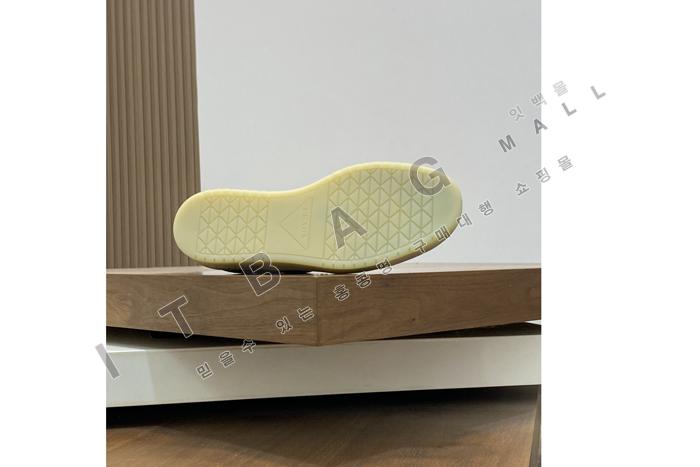����� �ٿ�Ÿ�� �����Ϸ� �� �����̵� ����Ŀ�� YF3120-1 ��