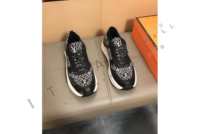 ���̺���  ���� ����Ŀ�� MYB3124-1