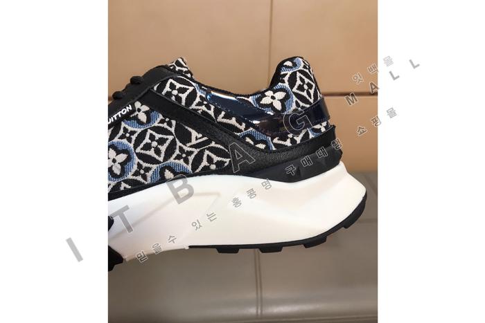 ���̺���  ���� ����Ŀ�� MYB3124-1