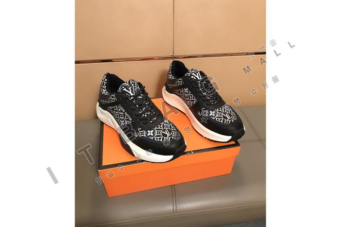 ���̺���  ���� ����Ŀ�� MYB3124-1