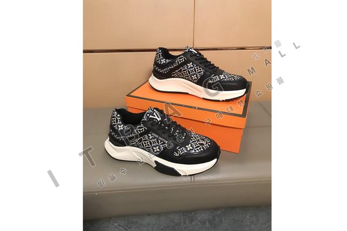 ���̺���  ���� ����Ŀ�� MYB3124-1
