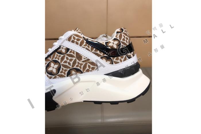 ���̺���  ���� ����Ŀ�� MYB3124