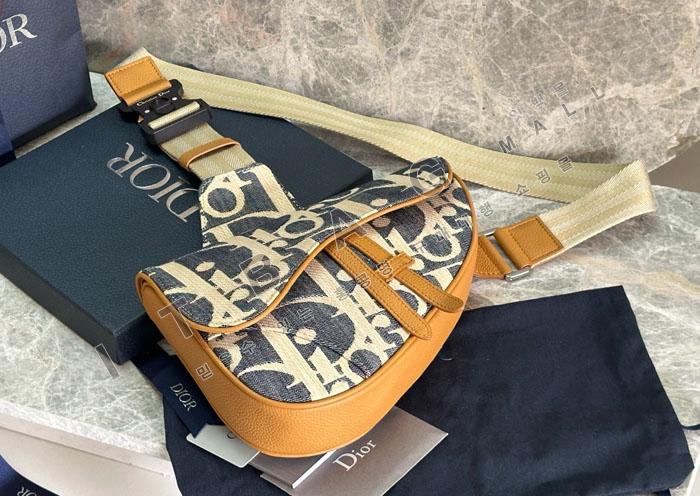 ��� Saddle ��  DR09474   25/�Ż� 