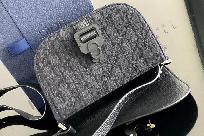 ��� Saddle �̴� �÷� �޽�����  DR90106   25/�Ż�