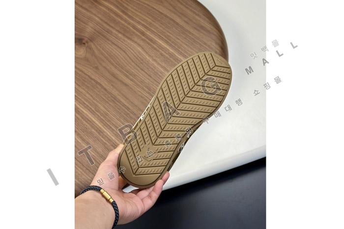 ���̺��� ���ͼ���Ʈ ����Ŀ�� YF6128  ��
