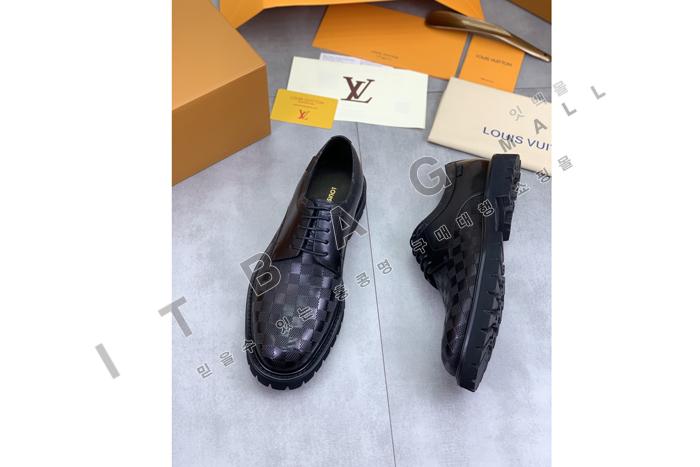 ���̺���   ����  ����  YF6623 ��