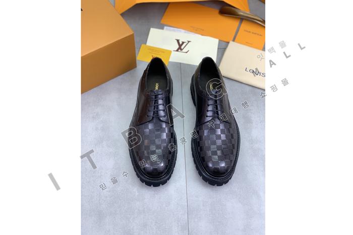 ���̺���   ����  ����  YF6623 ��