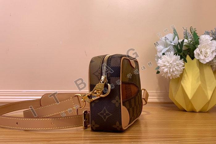 ���̺��� Ʈ��ī���� ����� ũ�ν��� M26020   25/�Ż�