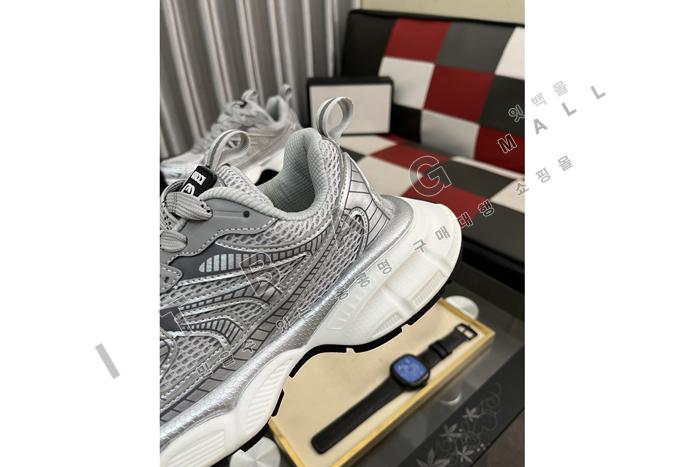����  ���� ����Ŀ�� MYB5137  2�÷�