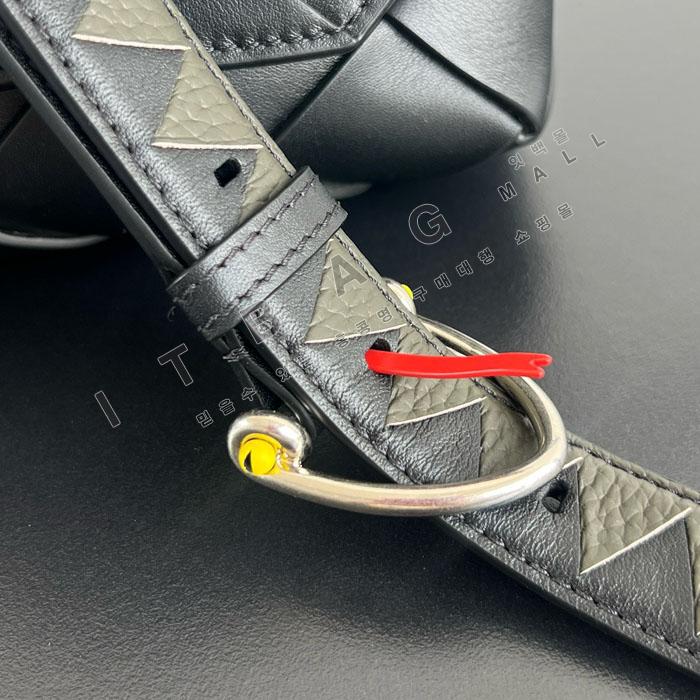 ���װ� ����Ÿ ��ư� ���� ũ�ν���   SF795637    25/�Ż�  ����ǰX
