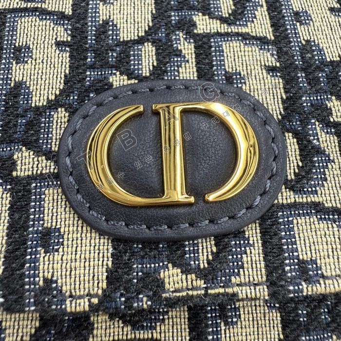 ��� 30 Montaigne D-Vine ü�� �Ŀ�ġ  DR09485  25/�Ż�