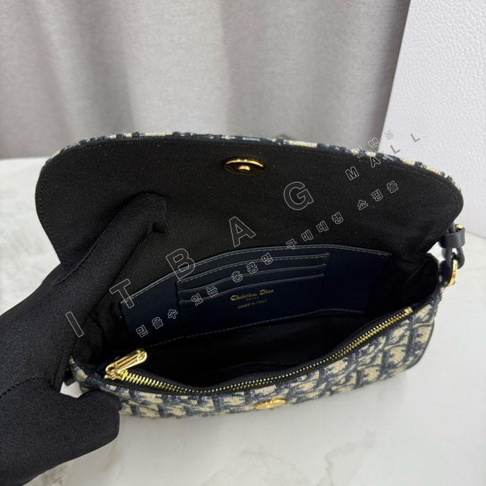 ��� 30 Montaigne D-Vine ü�� �Ŀ�ġ  DR09485  25/�Ż�