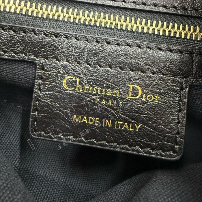 ��� Voyage ���� ��   DR09486  25/�Ż�