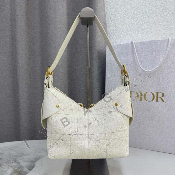 ��� Voyage ���� ��   DR09486-1  25/�Ż�