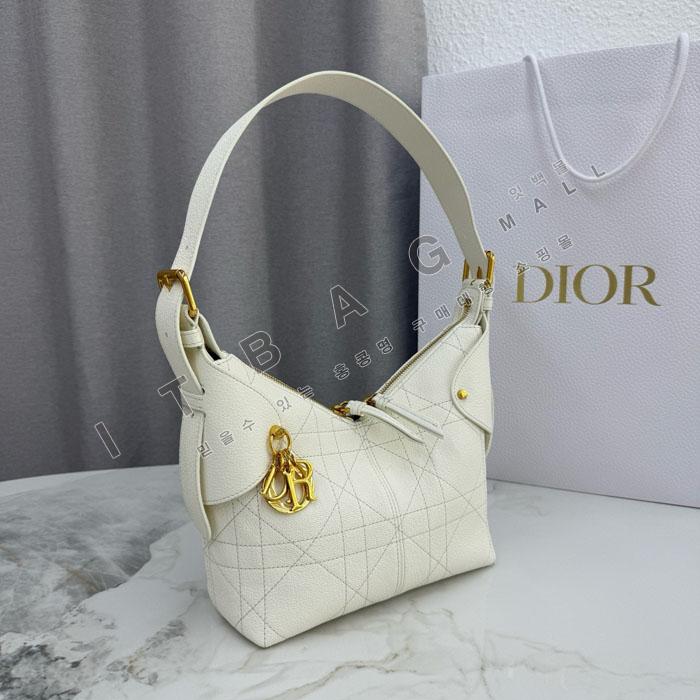 ��� Voyage ���� ��   DR09486-1  25/�Ż�