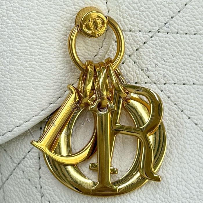 ��� Voyage ���� ��   DR09486-1  25/�Ż�