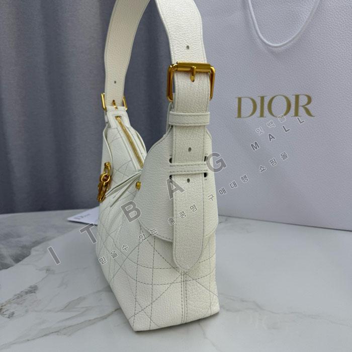 ��� Voyage ���� ��   DR09486-1  25/�Ż�